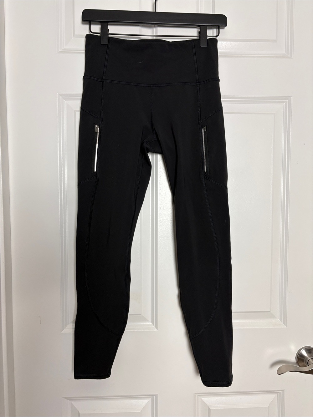 Athleta rainier tight legging in black